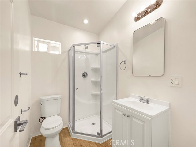 Detail Gallery Image 25 of 25 For 9527 Oso Ave, Chatsworth,  CA 91311 - 5 Beds | 3 Baths