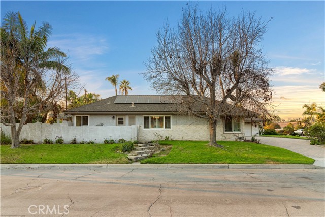 9538 Lubec Street, Downey, California 90420, 5 Bedrooms Bedrooms, ,2 BathroomsBathrooms,Single Family Residence,For Sale,Lubec,PW25002658