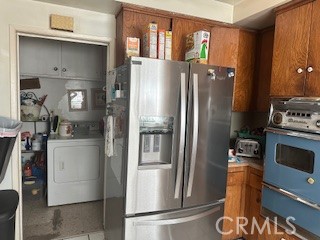 https://media.crmls.org/medias/2dfae860-968b-40c2-b5f2-58f901764cd9.jpg?preset=X-Large