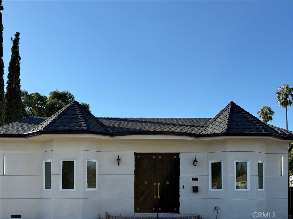 8149 Saint Clair Avenue