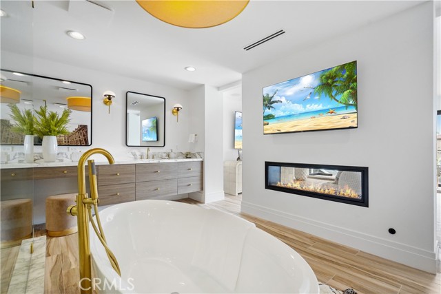 2dfb80a8 E419 4abf 8e54 68b23bd20404