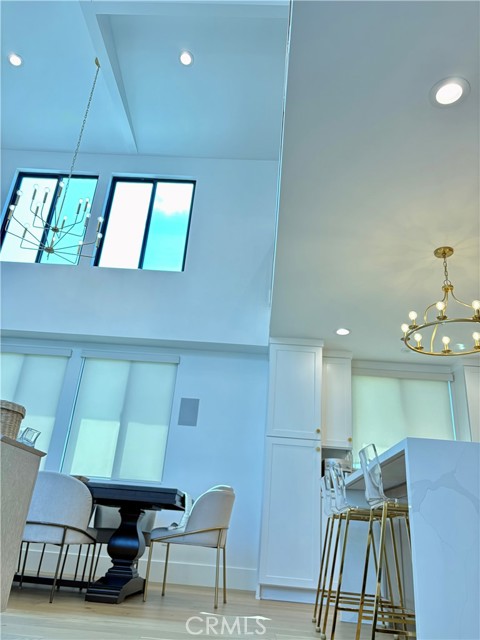 Detail Gallery Image 8 of 43 For 2621 Gates Ave #B,  Redondo Beach,  CA 90278 - 4 Beds | 3 Baths