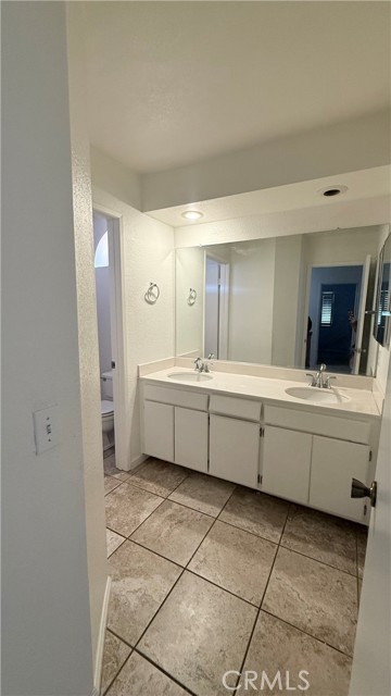 Detail Gallery Image 11 of 21 For 42012 Manchester, Hemet,  CA 92544 - 4 Beds | 2/1 Baths