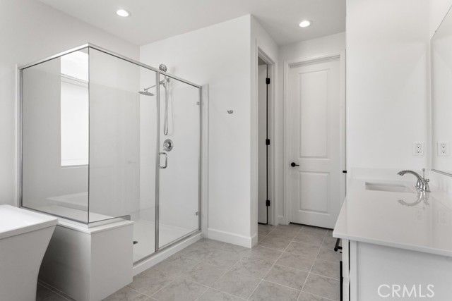17744 Mcdowell Valley Drive, Riverside CA: https://media.crmls.org/medias/2dfc1c3a-0df9-4cff-a66d-a211d35fbc8a.jpg