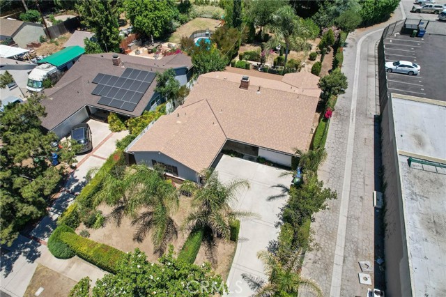 Detail Gallery Image 28 of 30 For 6820 Encino Ave, Van Nuys,  CA 91406 - 3 Beds | 2 Baths