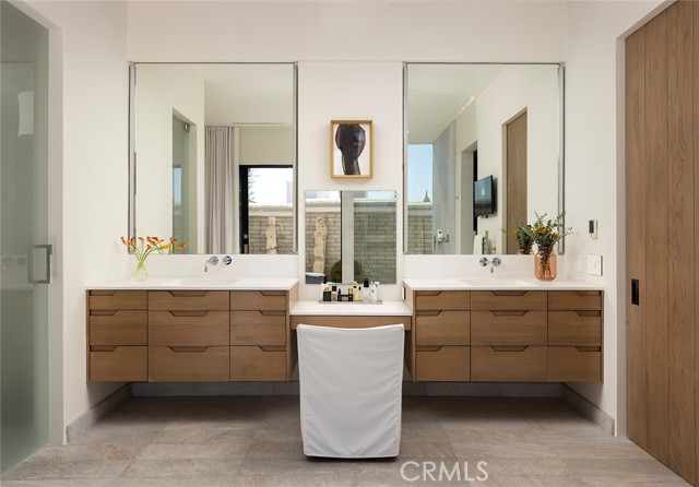 Detail Gallery Image 19 of 36 For 624 Ramona, Corona Del Mar,  CA 92625 - 4 Beds | 3/1 Baths