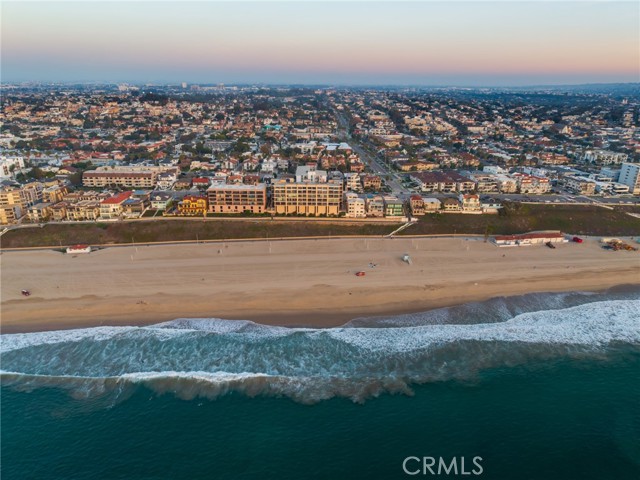727 Esplanade, Redondo Beach, California 90277, 2 Bedrooms Bedrooms, 0 ,2 BathroomsBathrooms,Residential,For Sale,Esplanade,0,SB26097055