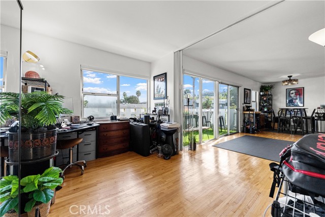 Detail Gallery Image 20 of 41 For 4065 Ursula #6,  Los Angeles,  CA 90008 - 2 Beds | 1 Baths