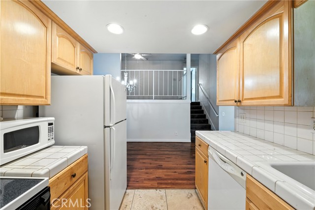 1727 Brea Boulevard, Fullerton CA: https://media.crmls.org/medias/2dfd7f30-a485-445b-9928-008c1db129d2.jpg