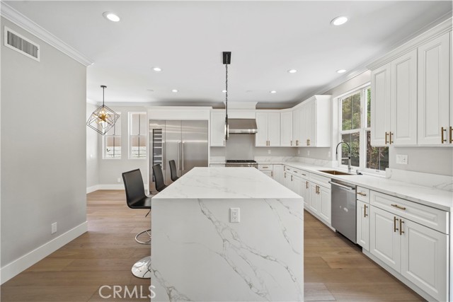 Detail Gallery Image 20 of 58 For 32 New Dawn, Irvine,  CA 92620 - 5 Beds | 4/1 Baths