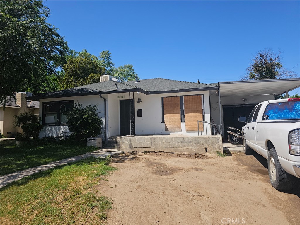 1028 W Lansing Way