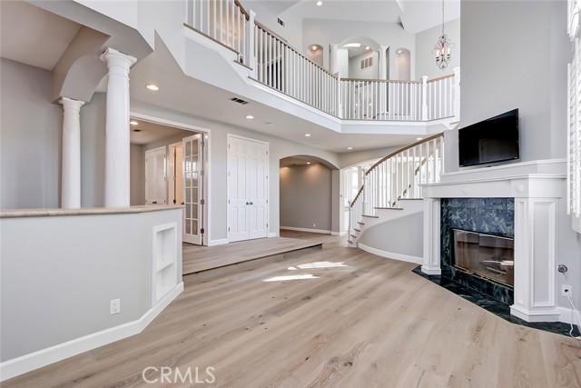 576 27th Street, Manhattan Beach CA: https://media.crmls.org/medias/2dff87a7-ead5-4b9d-a502-9fff670611c1.jpg