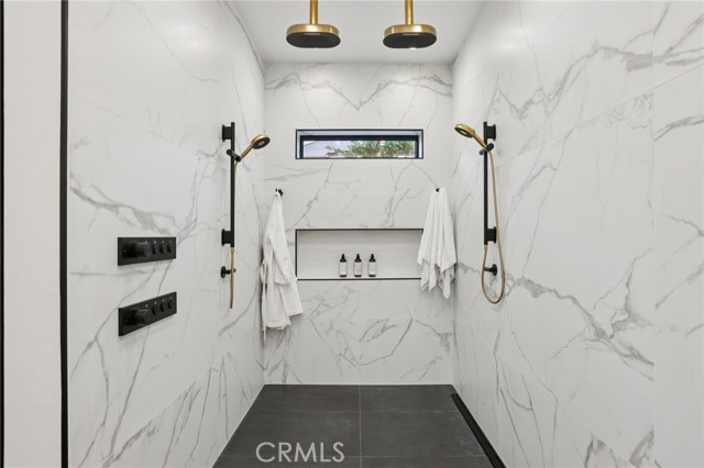 Image 30 of 69 For 5407 Via Del Valle