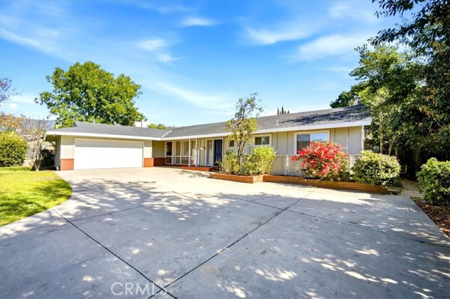 Detail Gallery Image 4 of 64 For 1458 N Mountain, Claremont,  CA 91711 - 4 Beds | 3 Baths