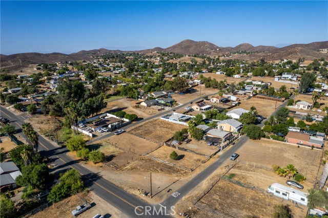 78 Kennedy, Quail Valley CA: https://media.crmls.org/medias/2e00844d-220a-42ed-b468-c62d9c77a477.jpg