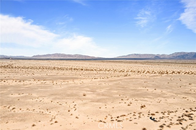 Detail Gallery Image 5 of 9 For 3333 Wilson Rd, Twentynine Palms,  CA 92277 - – Beds | – Baths
