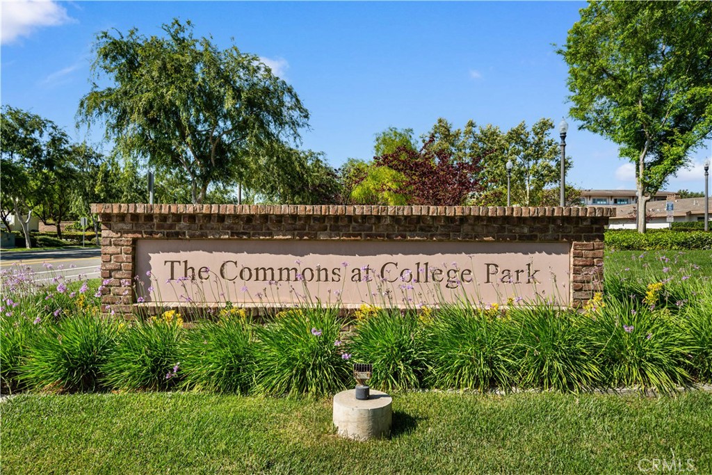https://media.crmls.org/medias/2e00e877-486d-41aa-8d1a-b5e253e561be.jpg?preset=X-Large