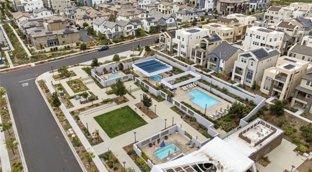 Detail Gallery Image 33 of 34 For 175 Sash, Irvine,  CA 92618 - 4 Beds | 3/1 Baths