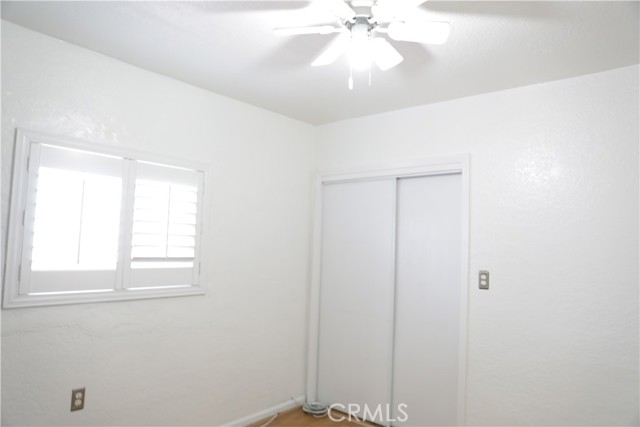 15154 Oliva Avenue, Paramount CA: https://media.crmls.org/medias/2e0164bd-ab02-4886-89a8-af5722e5fb7a.jpg