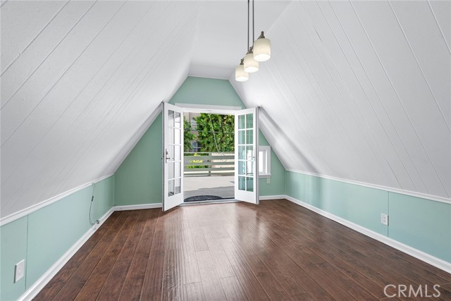 Detail Gallery Image 9 of 22 For 10624 Bloomfield #a St, Toluca Lake,  CA 91602 - 1 Beds | 1 Baths
