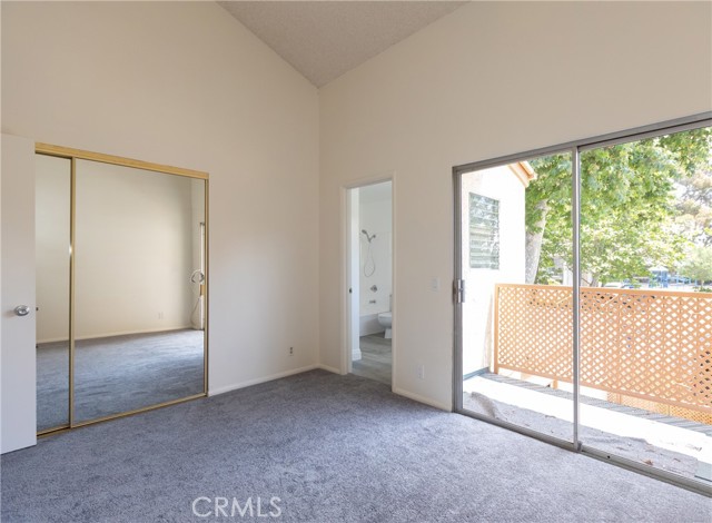 611 Lighthouse Way, Port Hueneme CA: https://media.crmls.org/medias/2e019684-59f1-4970-8542-c980e478150c.jpg
