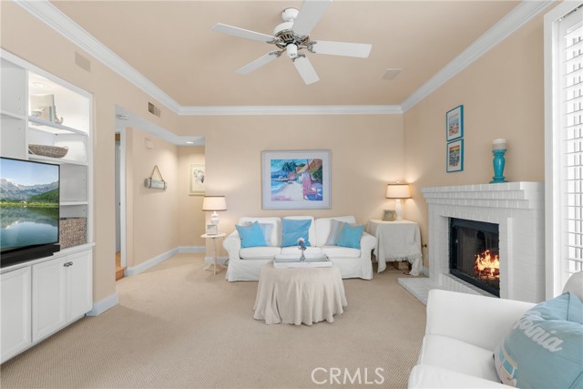 24256 Louisa Street, Laguna Hills CA: https://media.crmls.org/medias/2e029335-e24d-4f01-8d50-db853ef77358.jpg