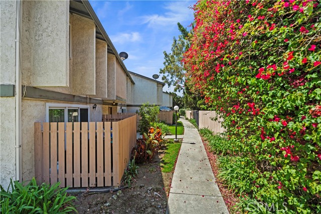 Detail Gallery Image 24 of 28 For 2300 S Hacienda Bld #F8,  Hacienda Heights,  CA 91745 - 2 Beds | 2 Baths