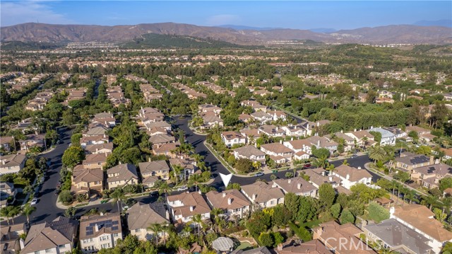 22 Modesto, Irvine CA: https://media.crmls.org/medias/2e033452-b49f-4c82-8845-12eda46dfbab.jpg