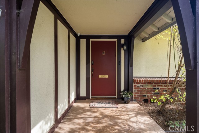 Detail Gallery Image 52 of 55 For 14060 Chandler Bld, Sherman Oaks,  CA 91401 - 3 Beds | 2 Baths