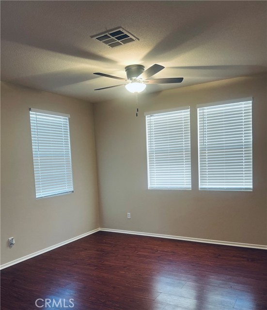 Detail Gallery Image 11 of 54 For 3353 Wind Chime, Perris,  CA 92571 - 3 Beds | 3 Baths