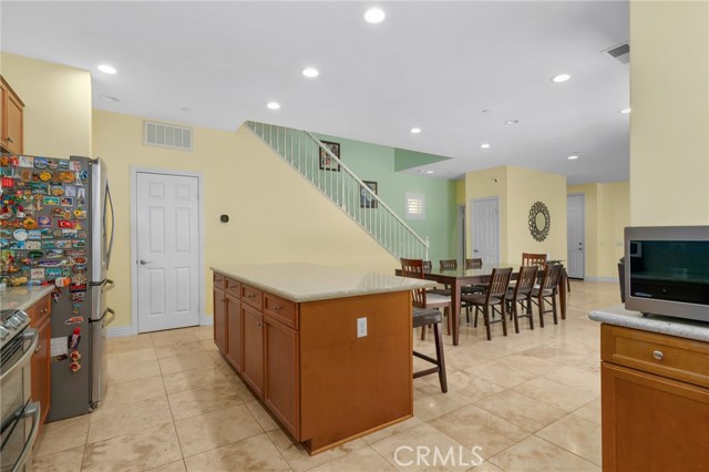 Detail Gallery Image 16 of 45 For 7271 Enclave Dr, Corona,  CA 92880 - 3 Beds | 2/1 Baths