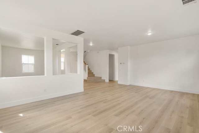 Detail Gallery Image 12 of 56 For 19068 Clover, Riverside,  CA 92508 - 4 Beds | 2/1 Baths