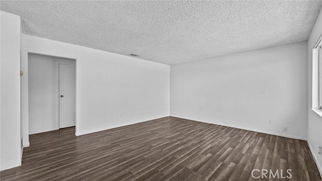 Detail Gallery Image 4 of 15 For 3568 20th St, Highland,  CA 92346 - – Beds | – Baths