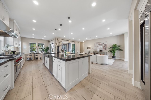 Detail Gallery Image 4 of 43 For 72 Ray, Irvine,  CA 92618 - 4 Beds | 4/2 Baths