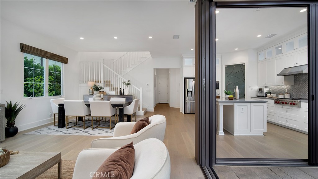 MLS #OC25256306 image #11