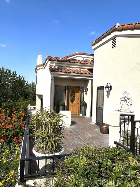413 Thunderbird Court, Fullerton CA: https://media.crmls.org/medias/2e068522-f539-400f-853d-cd8d3821ec8d.jpg
