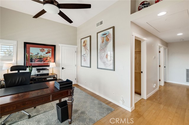 Detail Gallery Image 34 of 56 For 1219 S Irena, Redondo Beach,  CA 90277 - 5 Beds | 5 Baths