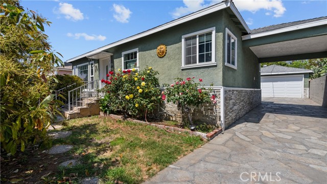 Detail Gallery Image 31 of 39 For 717 De Haven St, San Fernando,  CA 91340 - 4 Beds | 3 Baths