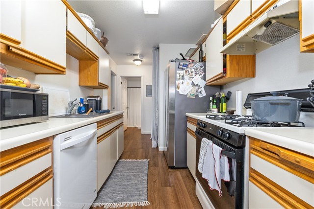 41 Thomas Court, Templeton CA: https://media.crmls.org/medias/2e08e4f5-e947-4aa5-9bbd-7f925a6367a9.jpg