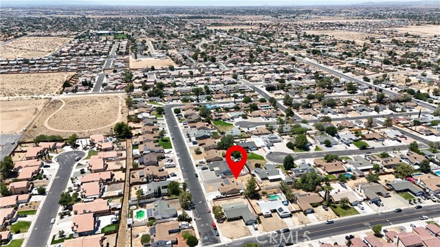 16850 Hidden Creek Drive, Victorville CA: https://media.crmls.org/medias/2e094f80-32c6-4179-a6f1-06664ee0833d.jpg