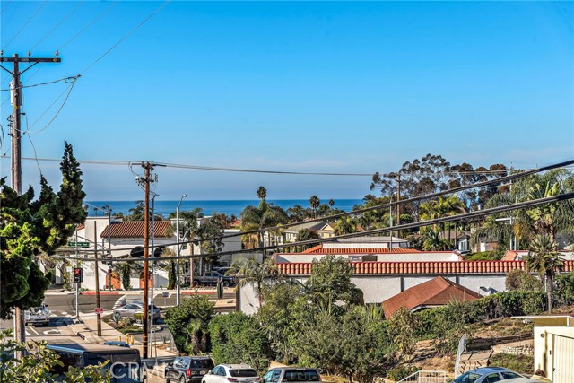 Detail Gallery Image 12 of 27 For 112 E Avenida San Gabriel #1,  San Clemente,  CA 92672 - 2 Beds | 2 Baths