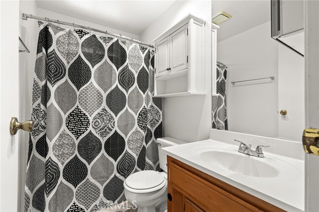 Detail Gallery Image 39 of 50 For 65 Knightsbridge Ln, Chico,  CA 95926 - 4 Beds | 2/1 Baths