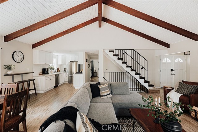 Detail Gallery Image 16 of 73 For 26625 Pinehurst Dr, Lake Arrowhead,  CA 92352 - 4 Beds | 3 Baths