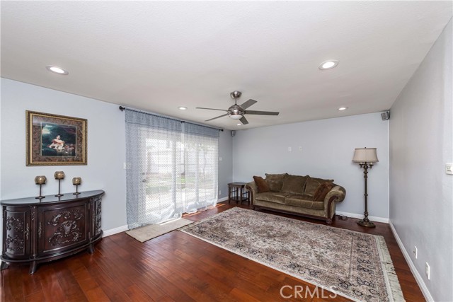 Detail Gallery Image 25 of 61 For 25432 2nd St, Lake Forest,  CA 92630 - 4 Beds | 2/1 Baths