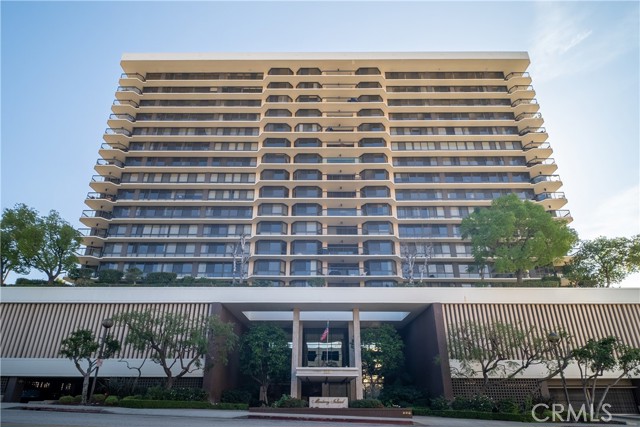 Detail Gallery Image 22 of 22 For 222 Monterey Rd #206,  Glendale,  CA 91206 - 3 Beds | 3 Baths