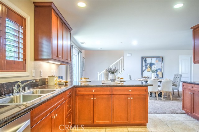 Detail Gallery Image 15 of 20 For 799 Center St, Costa Mesa,  CA 92627 - 3 Beds | 2/1 Baths