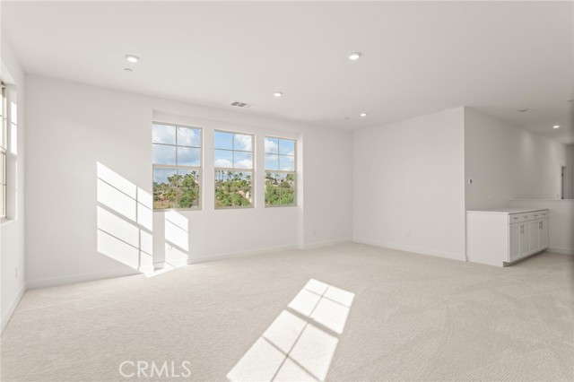 2004 Saguaro Glen, Escondido CA: https://media.crmls.org/medias/2e0c139f-d97c-4ded-889b-66f7649816ce.jpg
