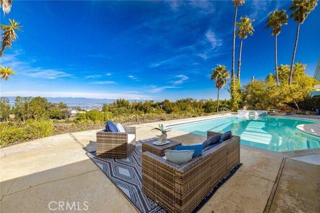 23 Coveview Drive, Rancho Palos Verdes, California 90275, 4 Bedrooms Bedrooms, ,2 BathroomsBathrooms,Residential,Sold,Coveview,SB22007892