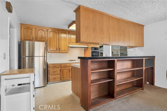Detail Gallery Image 11 of 46 For 18944 Prairie St, Northridge,  CA 91324 - 4 Beds | 2 Baths