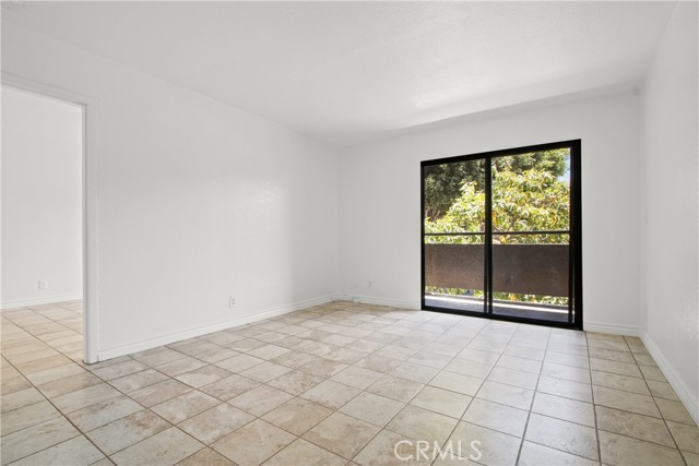 Detail Gallery Image 6 of 11 For 1450 Locust Ave #205,  Long Beach,  CA 90813 - 1 Beds | 1 Baths